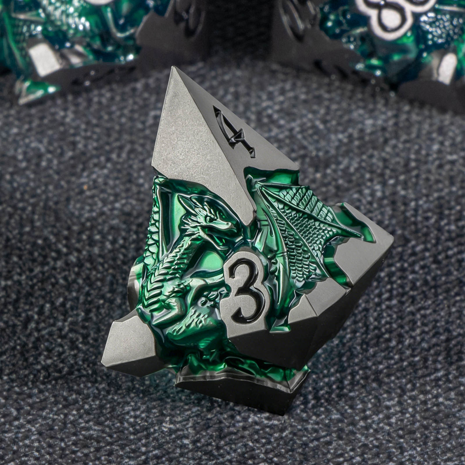 Zestaw kości Dragon DND do gie – Dice Tower Wooden recenzja i cena